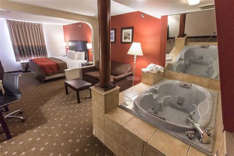 romantic hotel with jacuzzi in room|pittsburgh hotels with jacuzzi tub in room.
